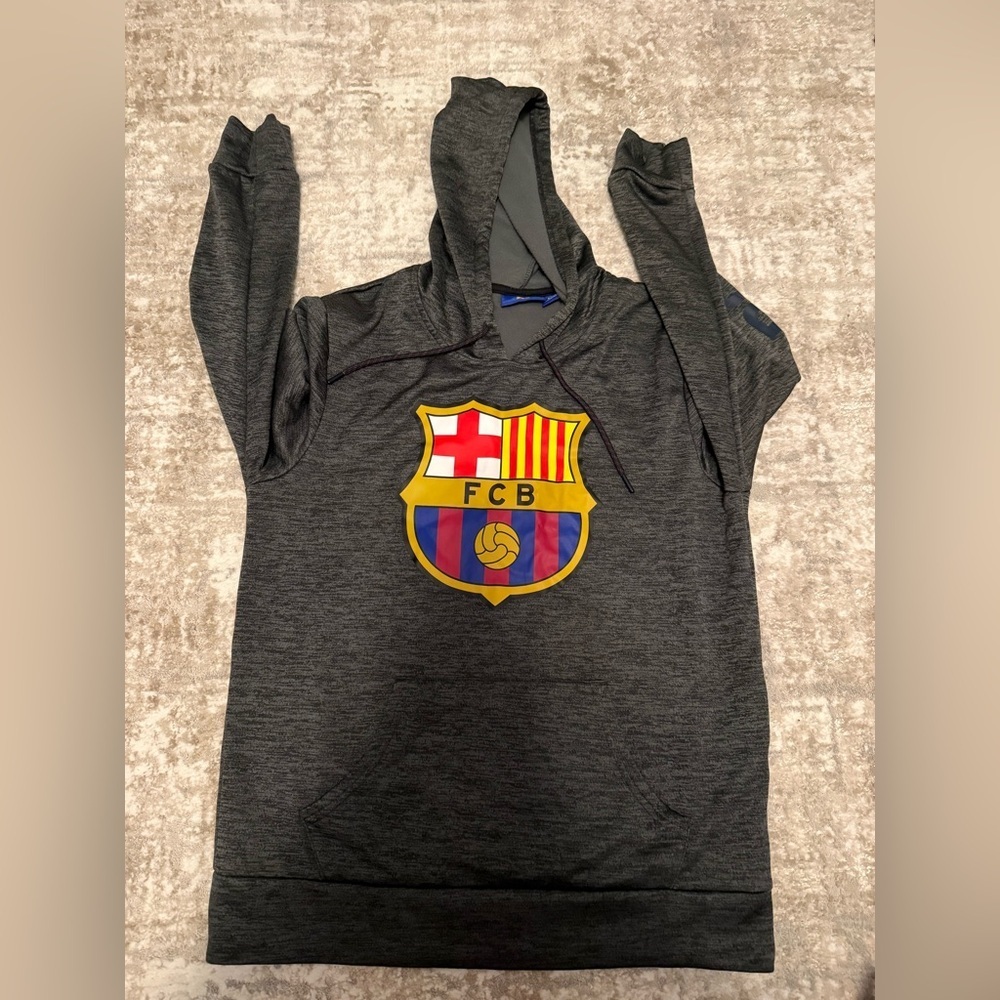 FC Barcelona Men's Hoodie in Dark Gray size M